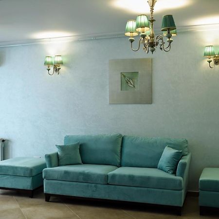 Myosotis Mamaia By The Lake Exterior photo