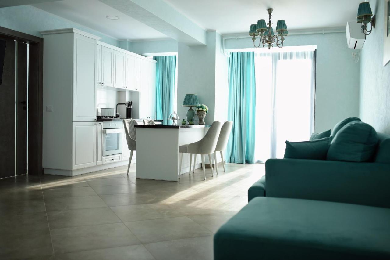 Myosotis Mamaia By The Lake Exterior photo